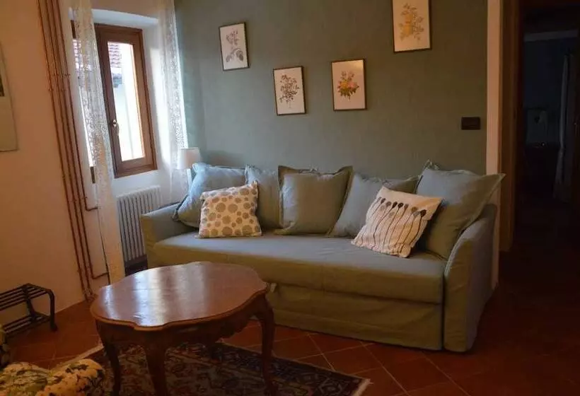 Maaseutuhotelli Agriturismo Cascina Tollu