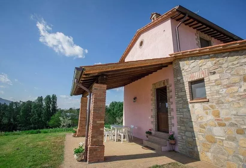 هتل روستایی Agriturismo La Collina Del Sole