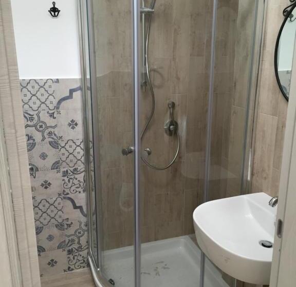 住宿加早餐  Room 86