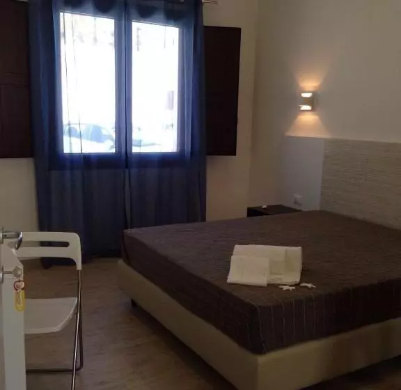 تختخواب و صبحانه Room 86