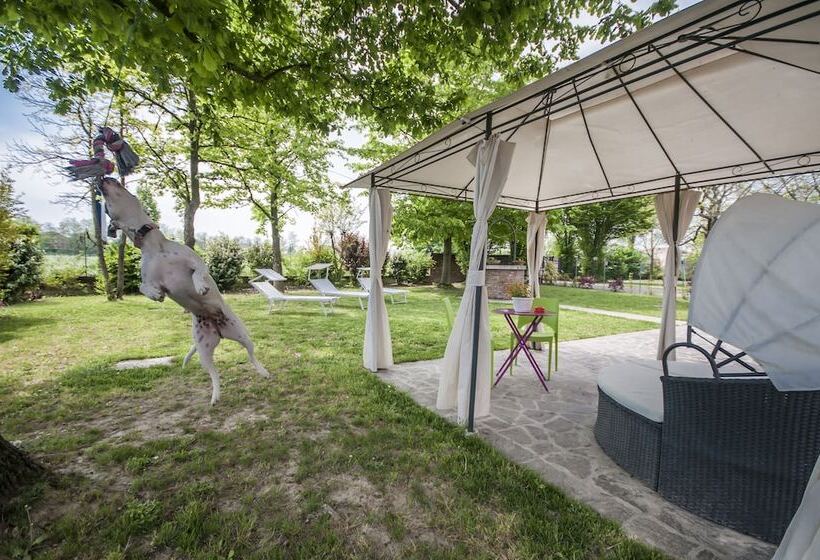 تختخواب و صبحانه R&b Un Mondo A Colori