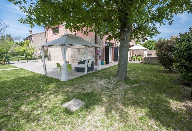 تختخواب و صبحانه R&b Un Mondo A Colori