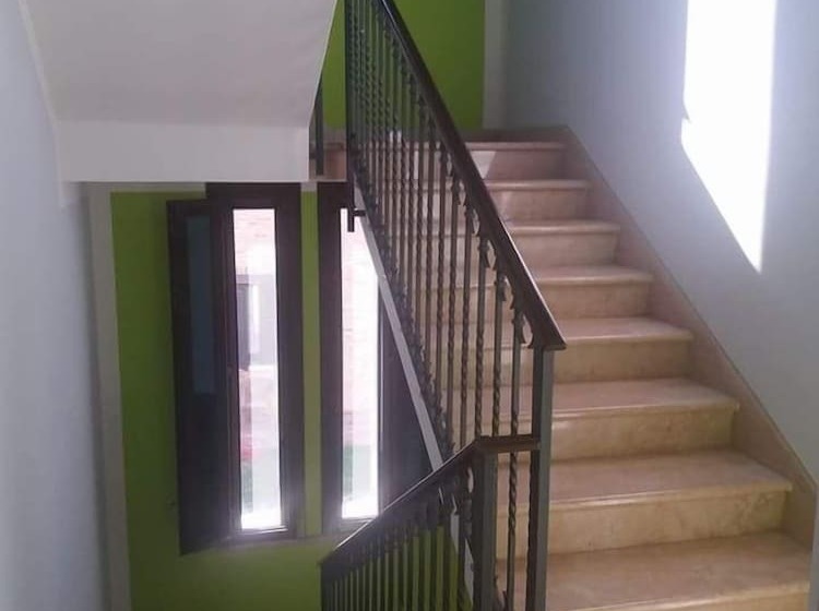 تختخواب و صبحانه R&b Un Mondo A Colori