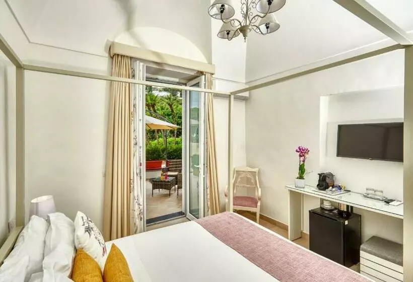 Aamiaismajoitus (B&B) Villa Giardini Luxury Room