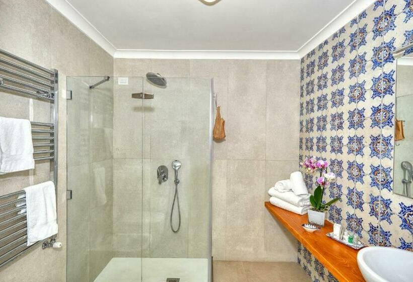 تختخواب و صبحانه Villa Giardini Luxury Room