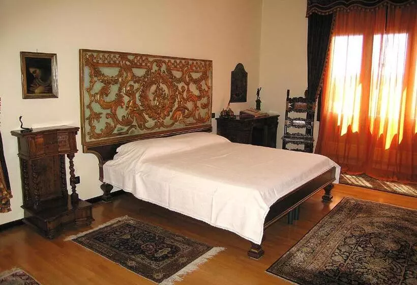 Aamiaismajoitus (B&B) Villa Tra  Monti