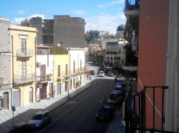 Bed & Breakfast Phenicusa