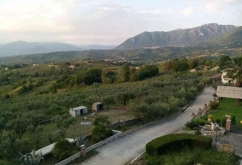 田舎風ホテル Agriturismo Borgonuovo