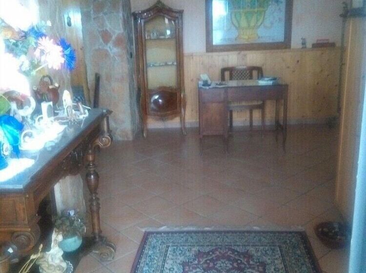 田舎風ホテル Agriturismo Borgonuovo