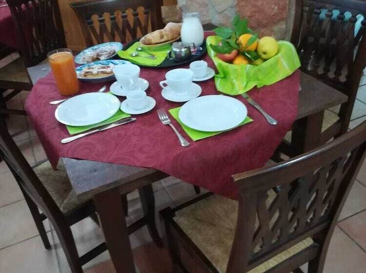 田舎風ホテル Agriturismo Borgonuovo