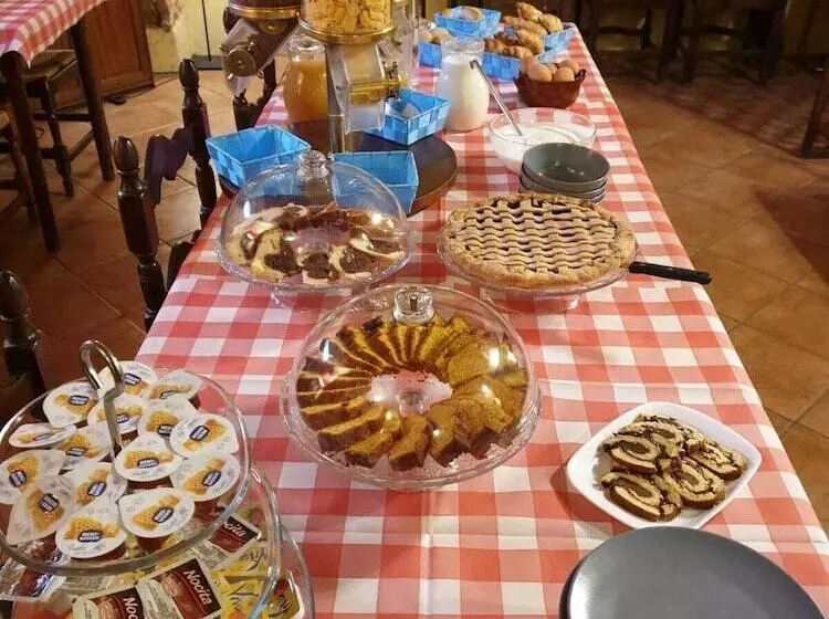 Maaseutuhotelli Fattoria Di Fiocina