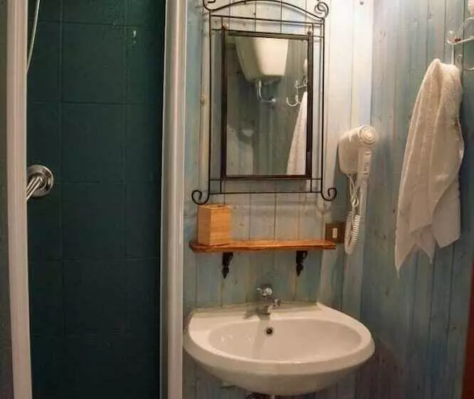 Maaseutuhotelli Fattoria Di Fiocina