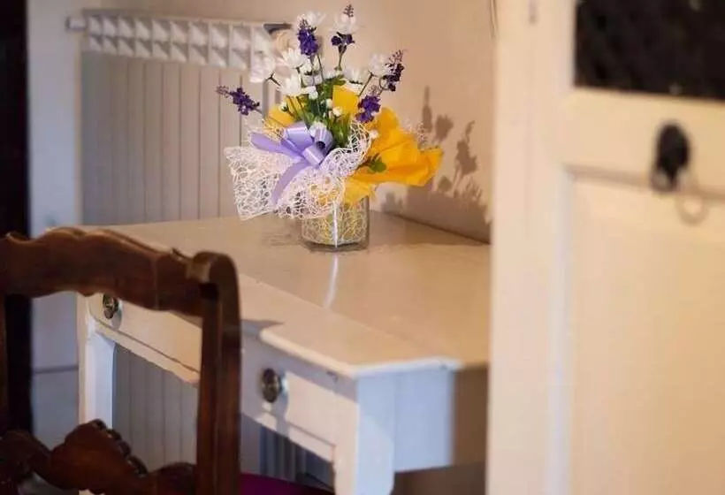 Maaseutuhotelli Fattoria Di Fiocina