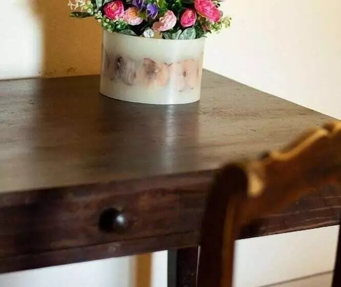 Maaseutuhotelli Fattoria Di Fiocina