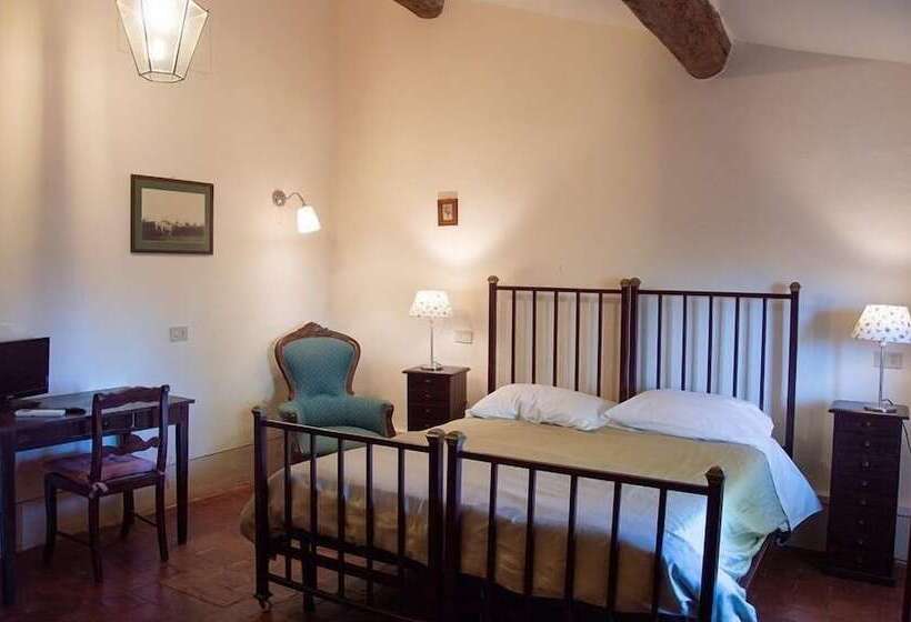 فندق ريفى Fattoria Di Fiocina