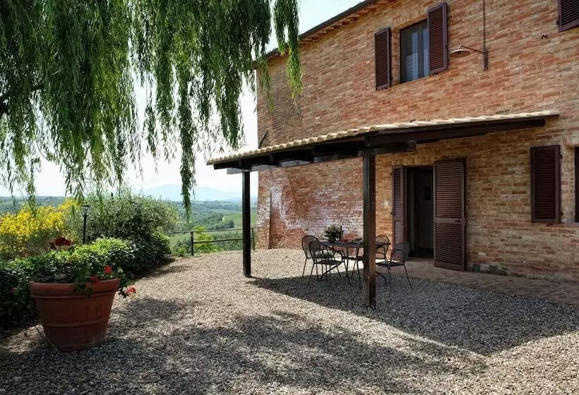 田舎風ホテル San Lorenzo Agriturismo