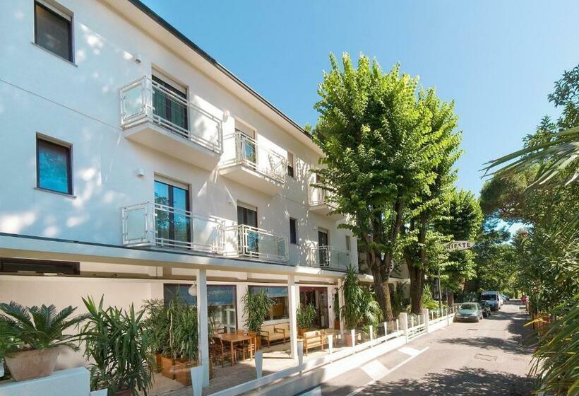 בית מלון כפרי Trieste