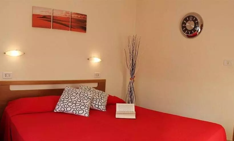 ホテル Villaggio Camping Costa Verde