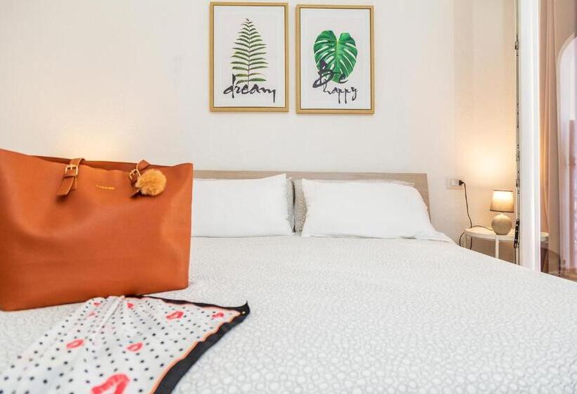 پانسیون Acquazzurra Affittacamere