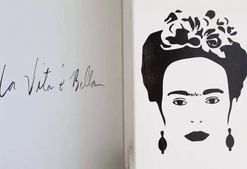 ペンション Caluga House