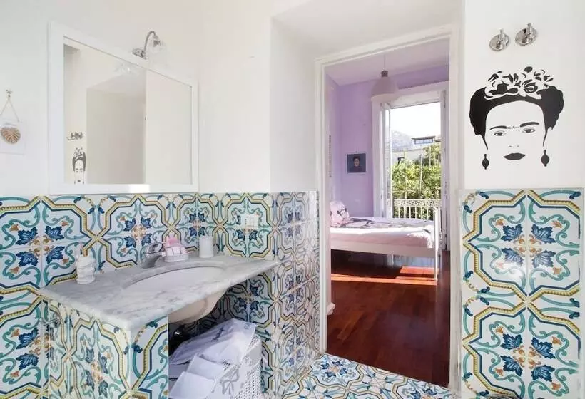 ペンション Caluga House