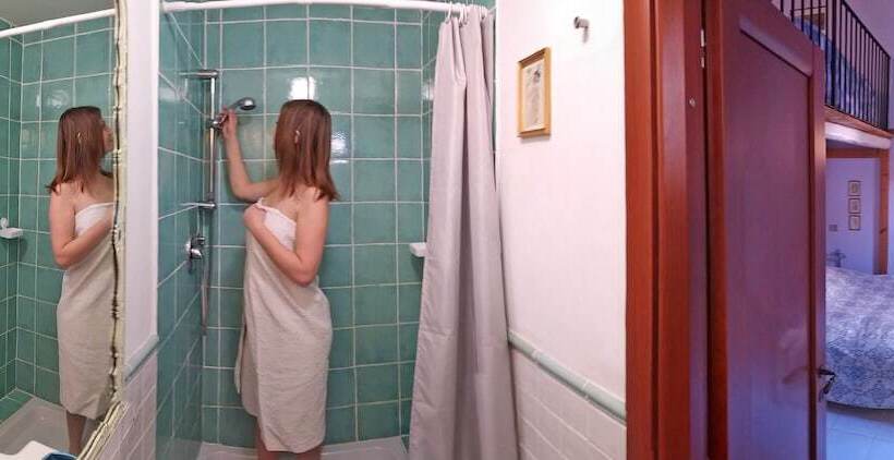 膳宿费 Il Camaleonte