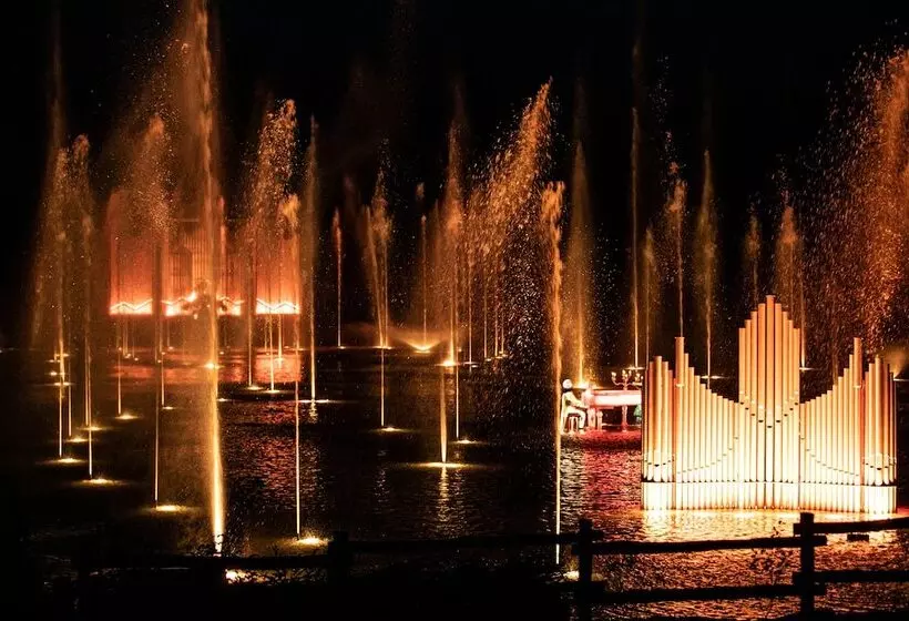 Puy Du Fou France   Hotel La Citadelle