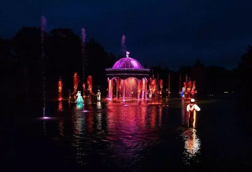 Puy Du Fou France   Hotel La Citadelle