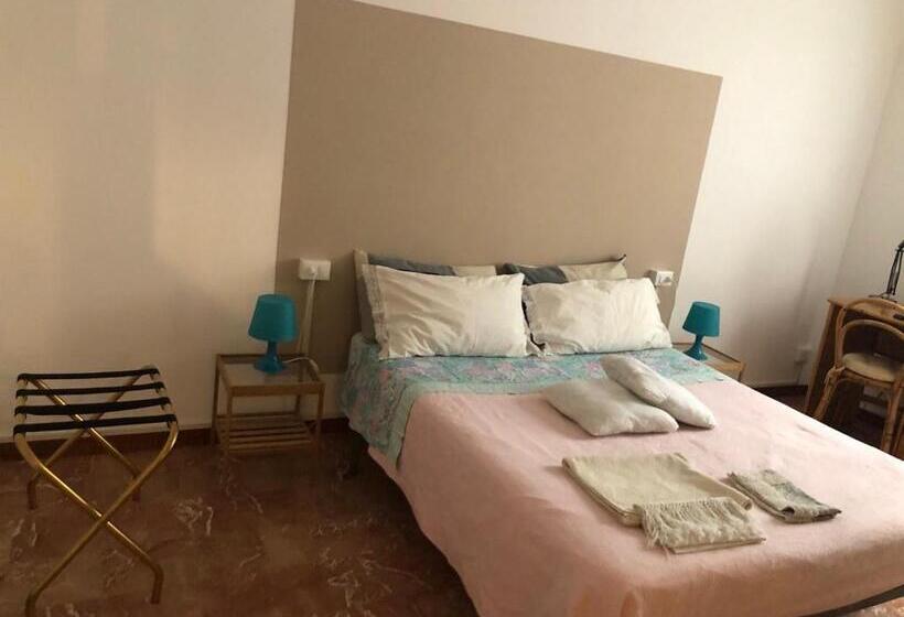 Bed and Breakfast A Due Passi Dal Lumière