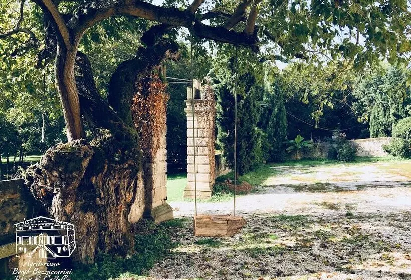 تختخواب و صبحانه Agriturismo Borgo Buzzaccarini Rocca Di Castello