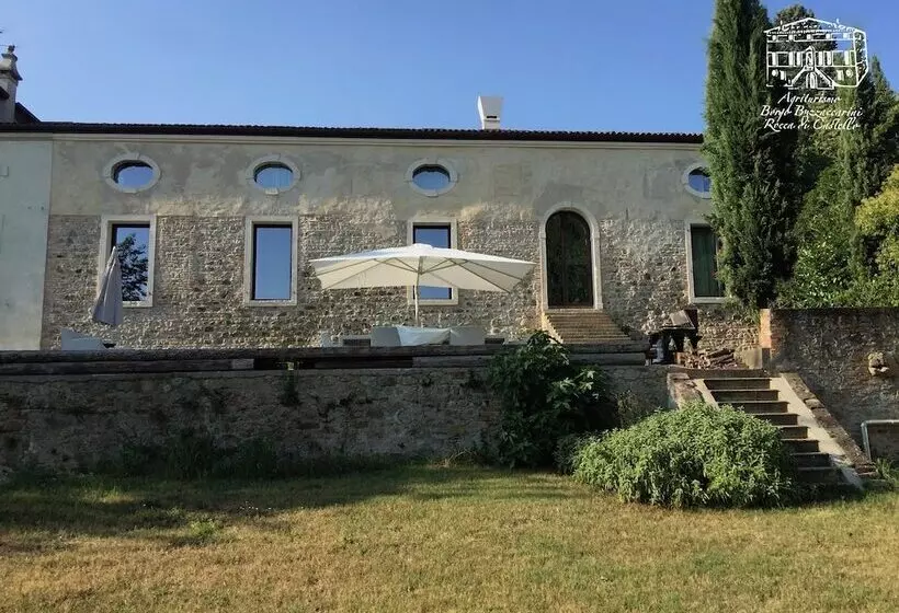 تختخواب و صبحانه Agriturismo Borgo Buzzaccarini Rocca Di Castello