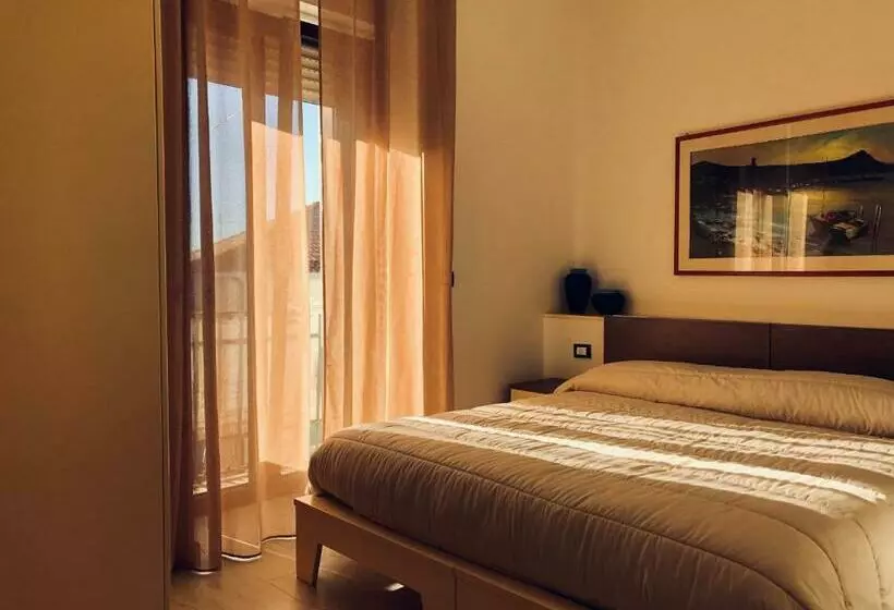 ベッドアンドブレックファースト Brezza Marina