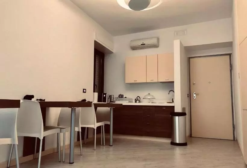 ベッドアンドブレックファースト Brezza Marina