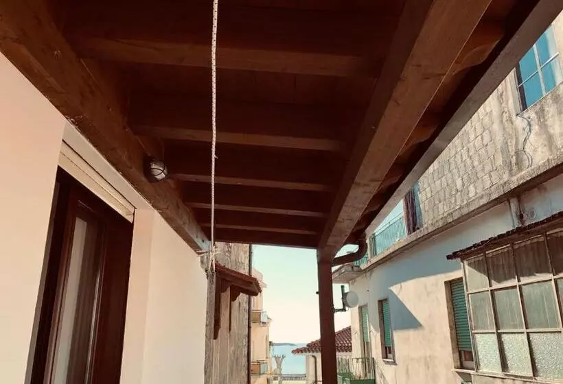 ベッドアンドブレックファースト Brezza Marina