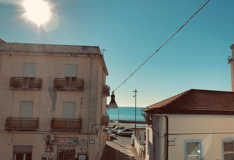 Bed and Breakfast Brezza Marina