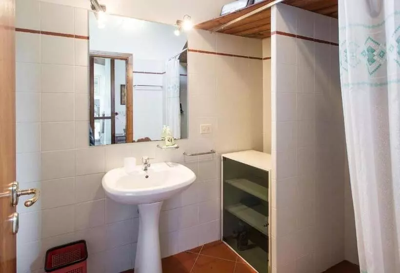 ベッドアンドブレックファースト Independent Loft On Florence S Hills