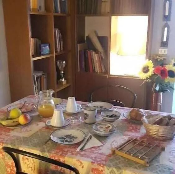 ベッドアンドブレックファースト Independent Loft On Florence S Hills