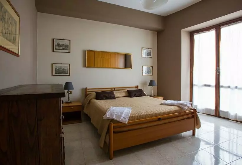 ベッドアンドブレックファースト Residence Villa Savoia