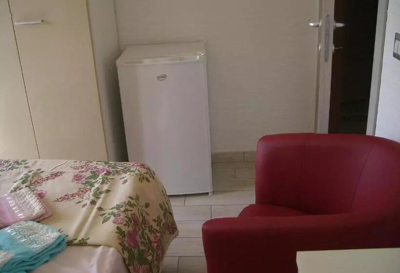 ベッドアンドブレックファースト S Olivariu Village Affittacamere