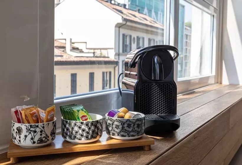 簡易ホテル Beplace Garibaldi Suites