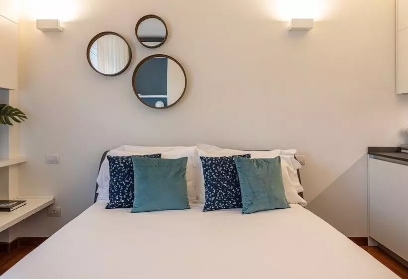 簡易ホテル Beplace Garibaldi Suites