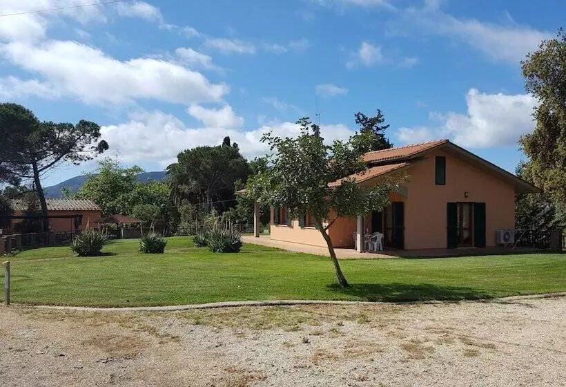 Maaseutuhotelli Agriturismo Rebua