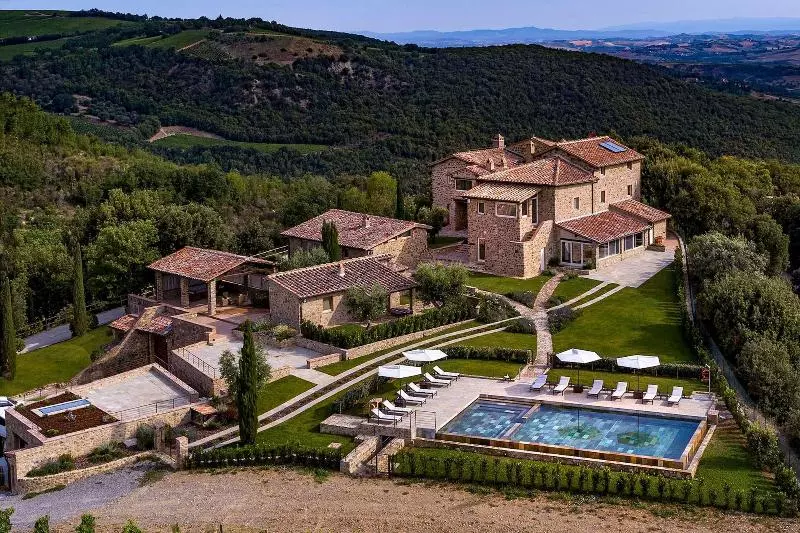 هتل روستایی Mastrojanni Relais