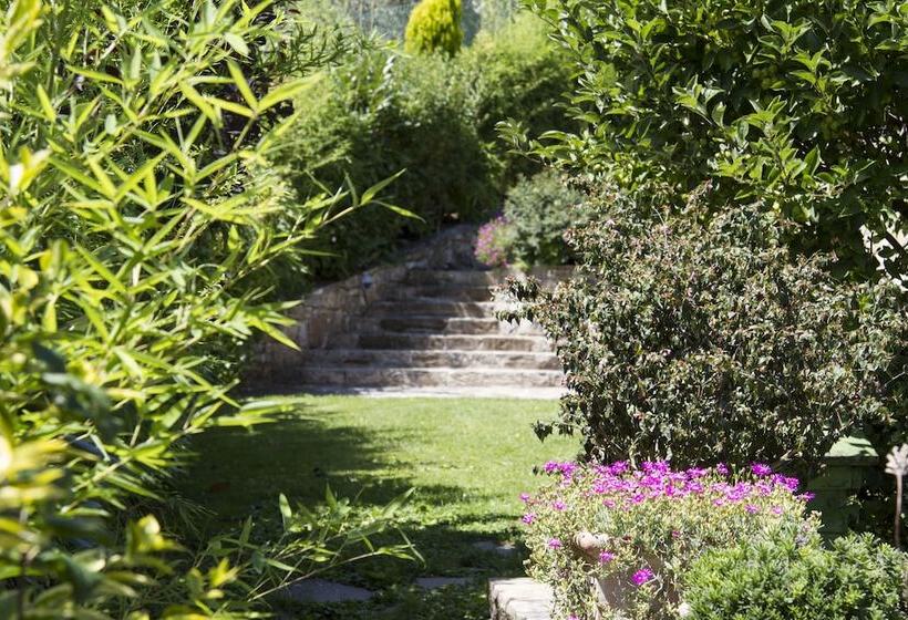 Сельский отель Rocca Di Pierle Agriturismo Di Charme