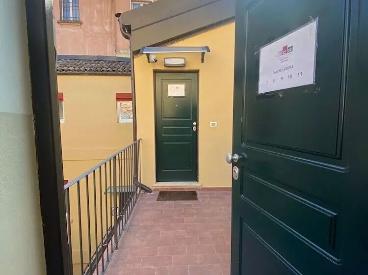 پانسیون Acquaderni Rooms