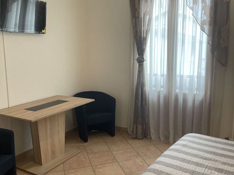 פנסיון Il Nido