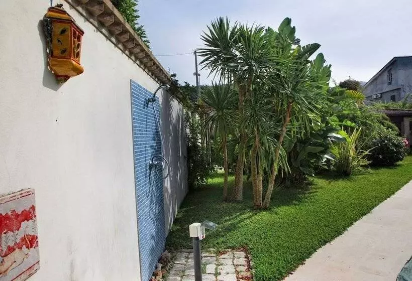 ペンション Il Veliero E I Girasoli