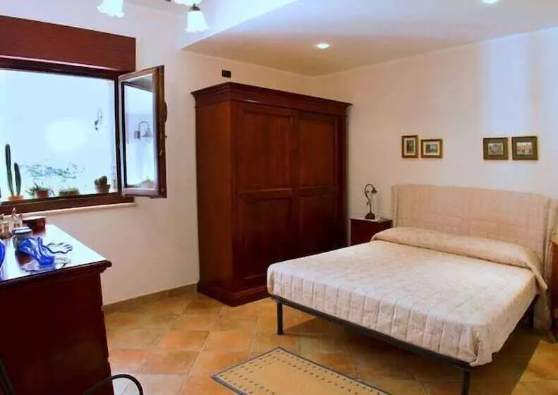 ペンション Il Veliero E I Girasoli