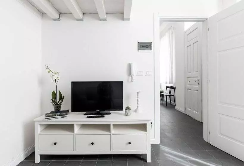 Aruci B&b