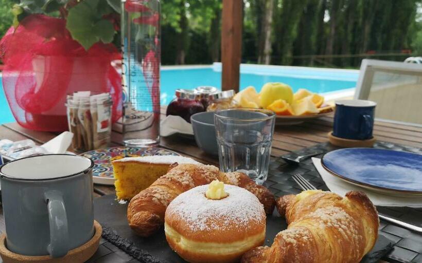 مبيت وإفطار Casale Del Sole Garda